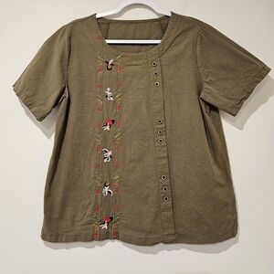 Embroidered Olive Short Sleeve Top, Size Large